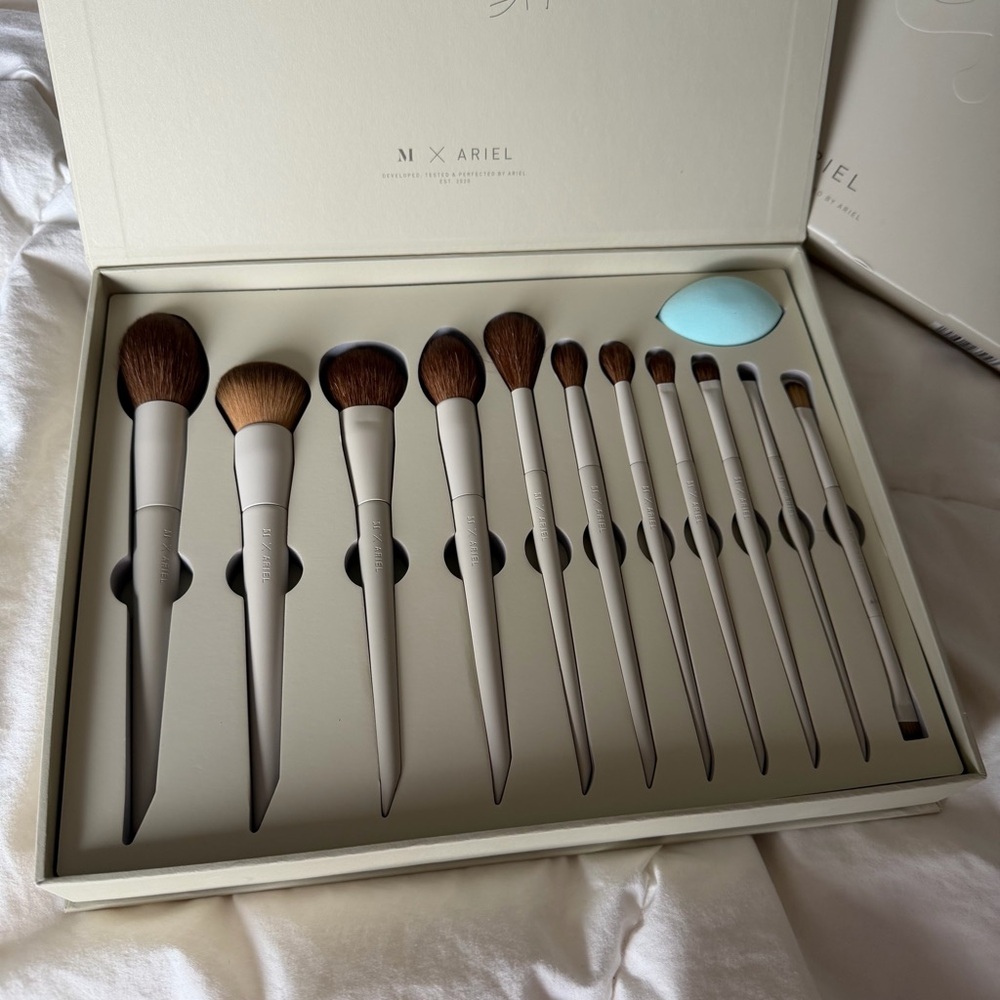 Morphe x Ariel Signature Look 12-Piece Face & Eye Brush Set